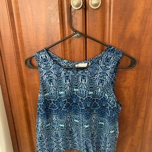 SOCIALITE BLUE ANIMAL PRINT TANK TOP WITH BACK ZIPPER SIZE LARGE